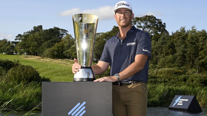 NEWCASTLE, ENGLAND: Andy Ogletree of the USA pictured with the winner’s trophy on Sunday August 20, 2023 at the International Series England. The US$2 million event is staged at Close House (Colt Course) from August 17-20, 2023. Picture by Paul Lakatos/Asian Tour.