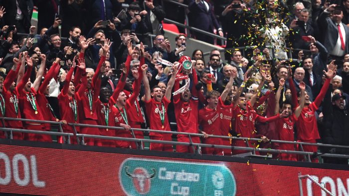 Liverpool EFL Cup trophy celebration 022722