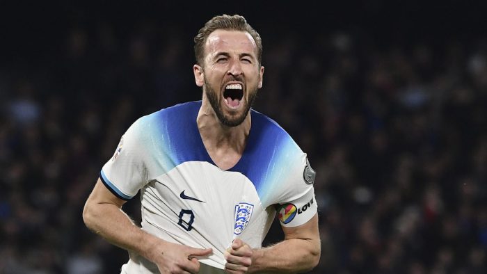 NAPLES, ITALY - MARCH 23: Harry Kane of England, celebrates after scoring on a penalty kick during the UEFA EURO 2024 Qualifying Round Group C football match between Italy and England at Diego Armando Maradona Stadium in Naples, Italy on March 23, 2023. (Photo by Isabella Bonotto/Anadolu Agency via Getty Images)